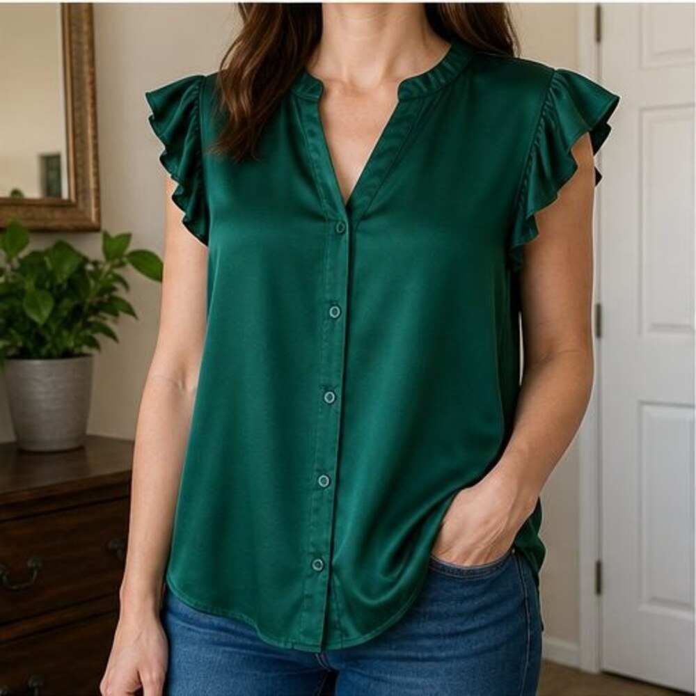 Emerald Ruffle Blouse - Picture 2 of 6